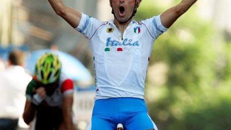 Bettini, compleanno speciale in clausura «Che tempi alla Mapei, brindo sui social»