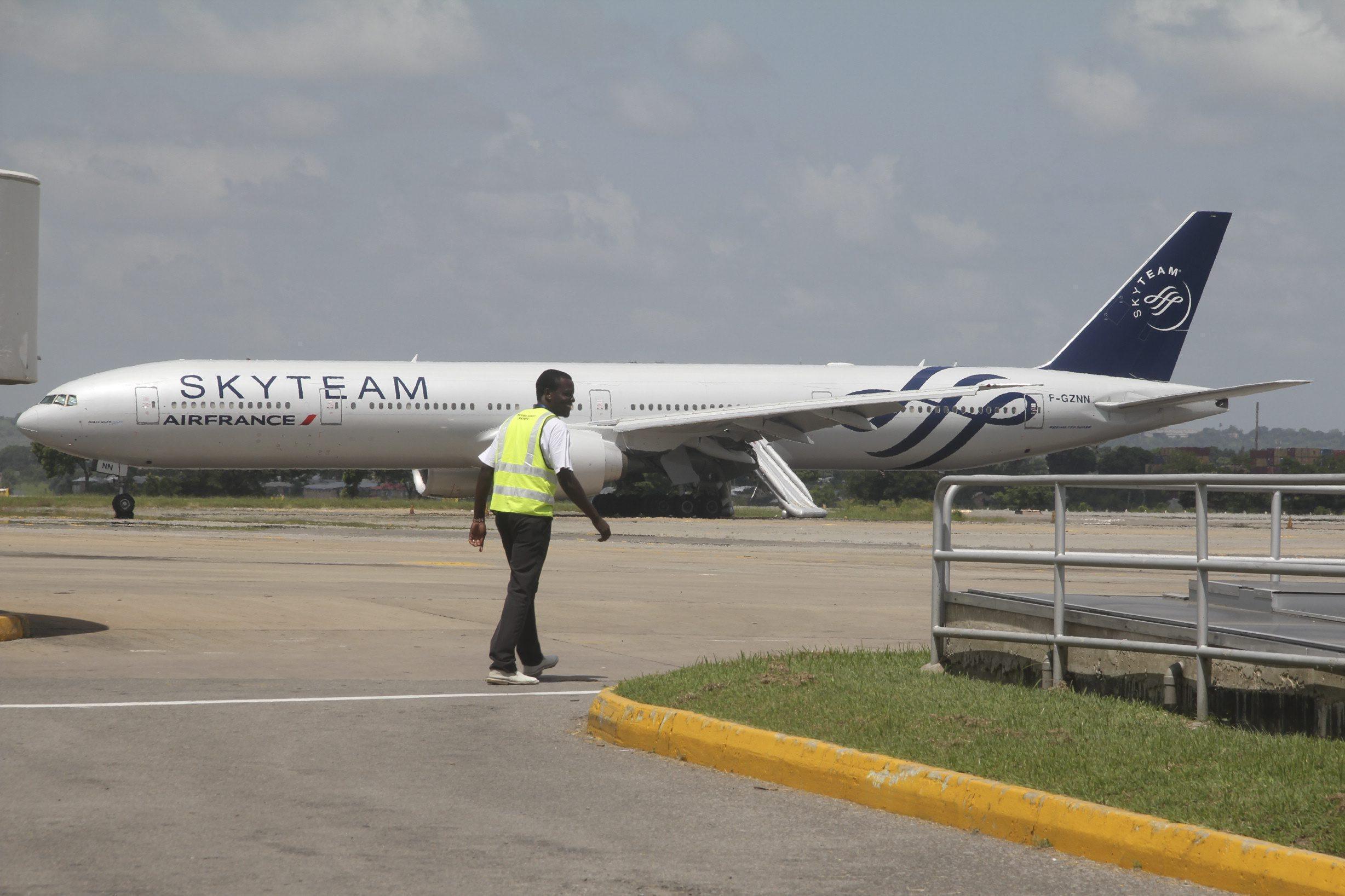 In questa foto di archivio l'aeroporto di Mombasa