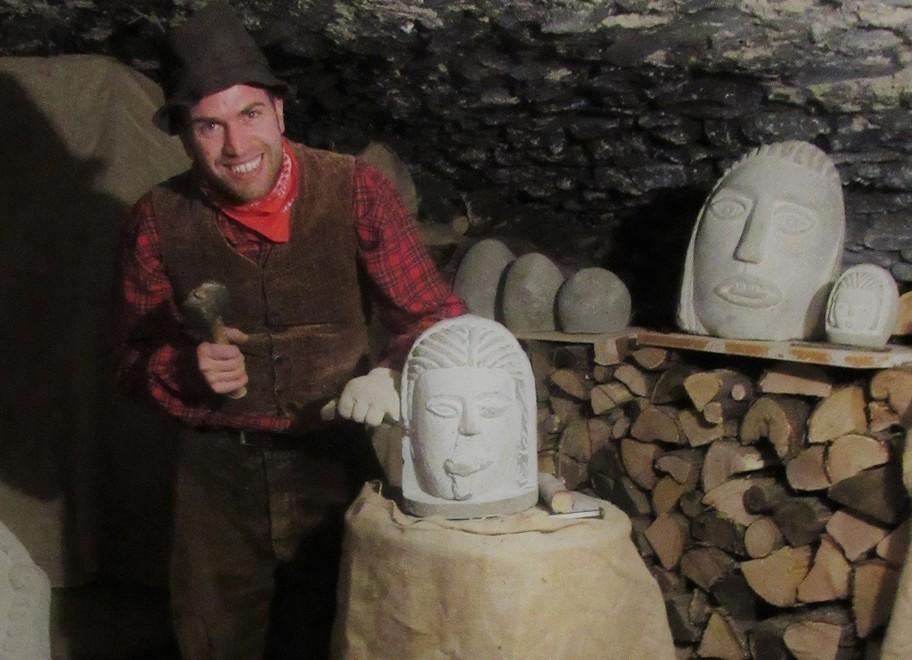 Davide, lo scalpellino allontana gli spiriti cattivi 