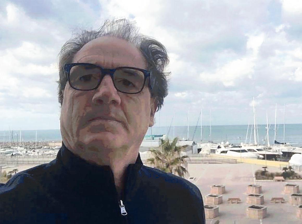 Il medico in pensione: «Studiavo il virus su Fb con i colleghi, ora sono pronto a tornare in corsia» 
