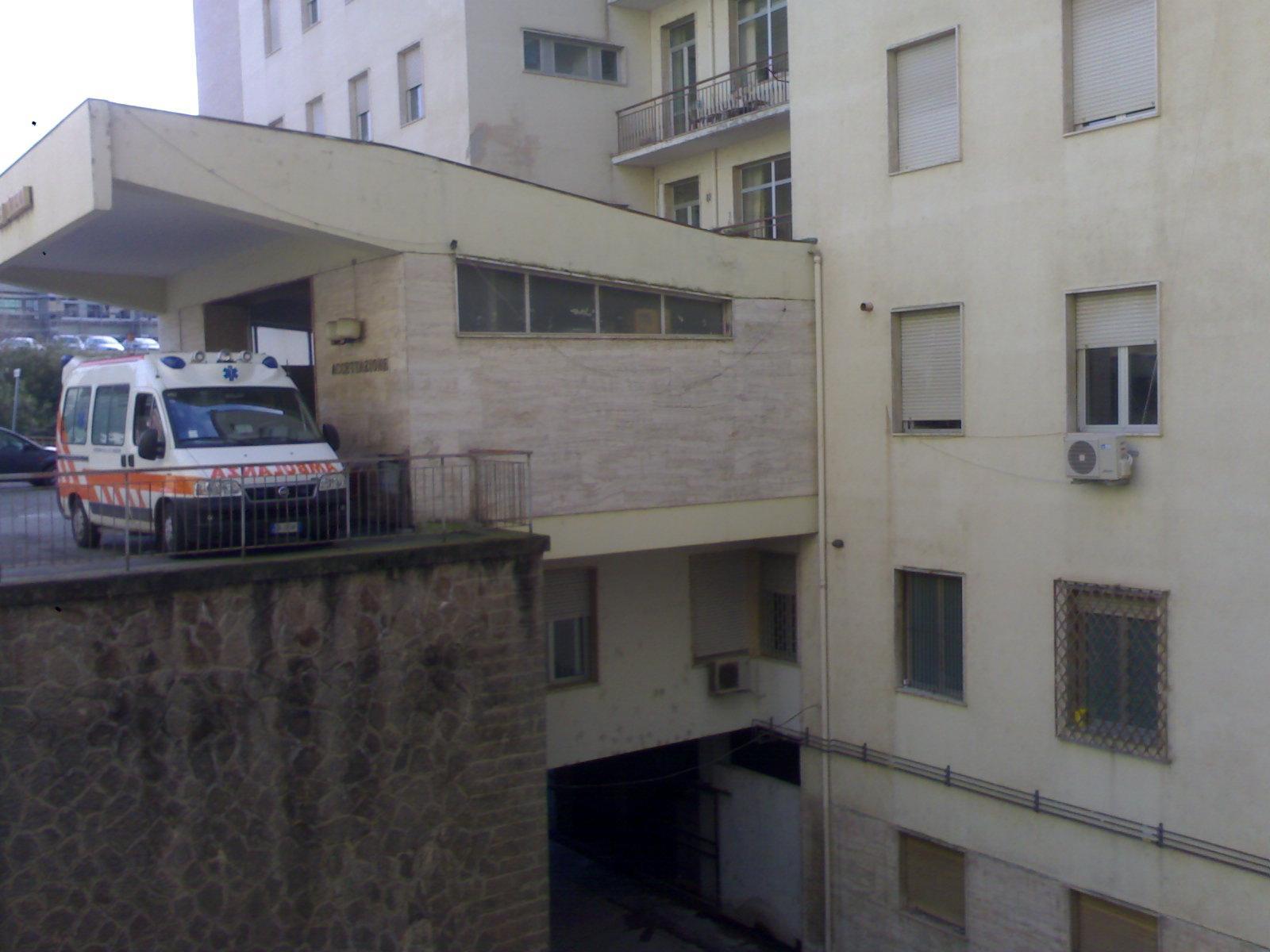 Coronavirus, un paziente positivo in Psichiatria a Sassari: reparto chiuso 
