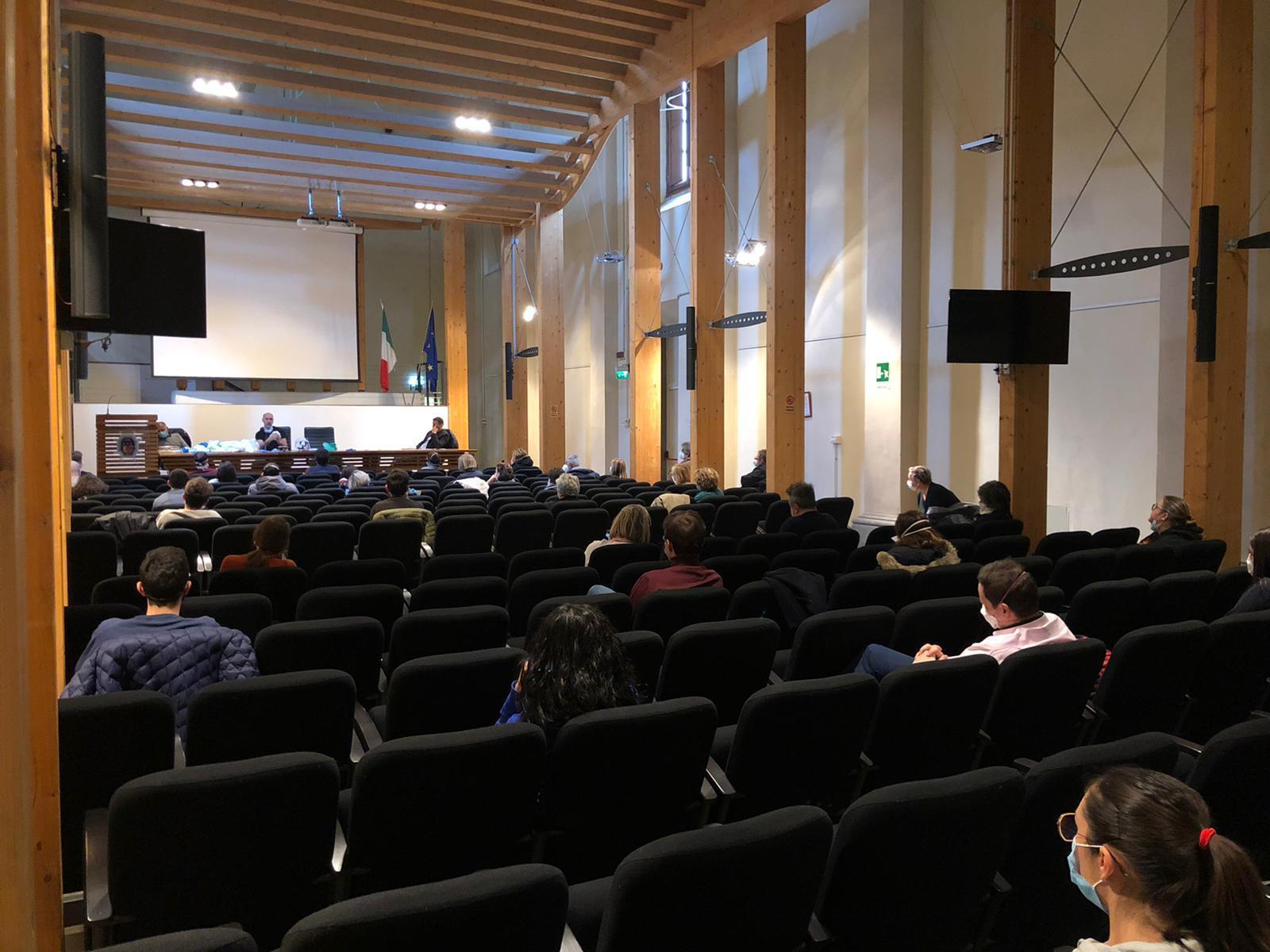 Il corso di formazione nella sala del Pellegrinaio Nuovo al vecchio ospedale