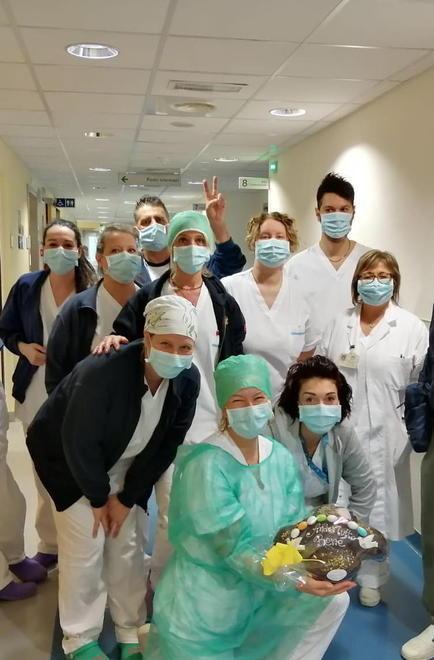 Un super uovo di Pasqua per medici e infermieri