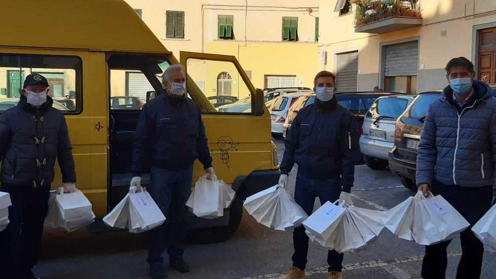 A infermieri e malati oltre 1.600 mascherine