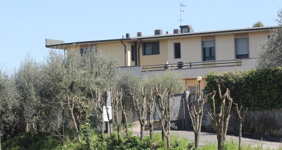 Coronavirus, il caso Comeana: sotto accusa l’Asl e la Regione dopo il disastro 