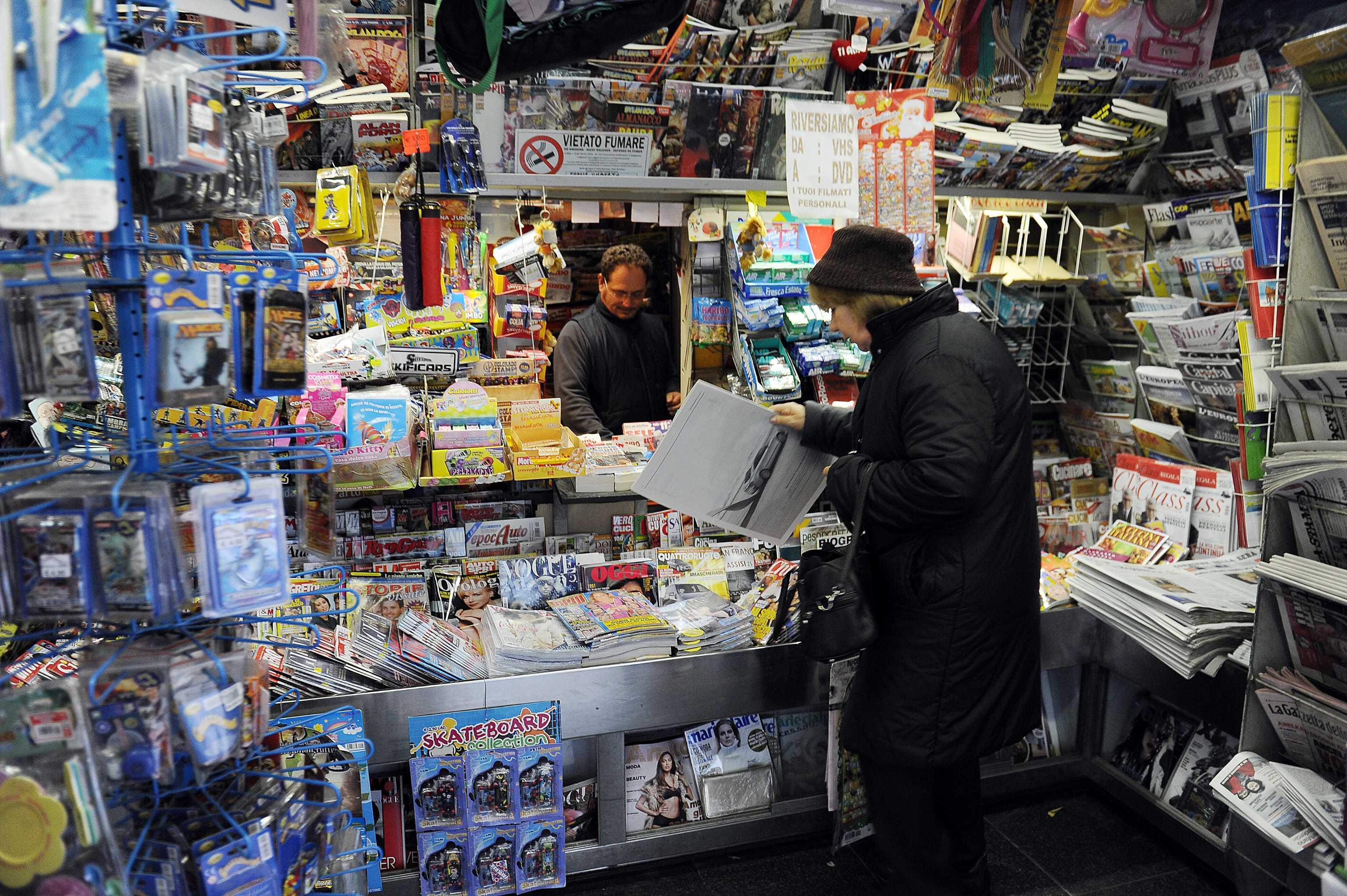 Un'edicola (foto d'archivio)