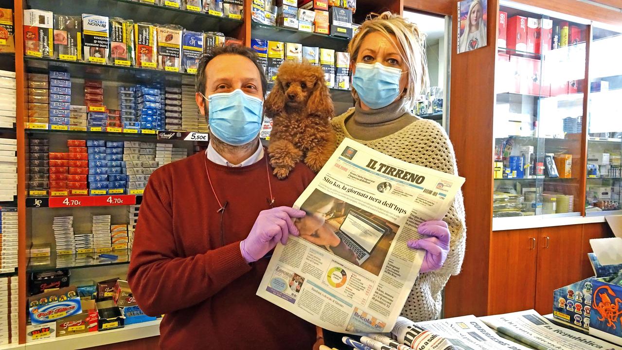 "La mia edicola" in via Pagliucola a Pistoia (Foto Gori)