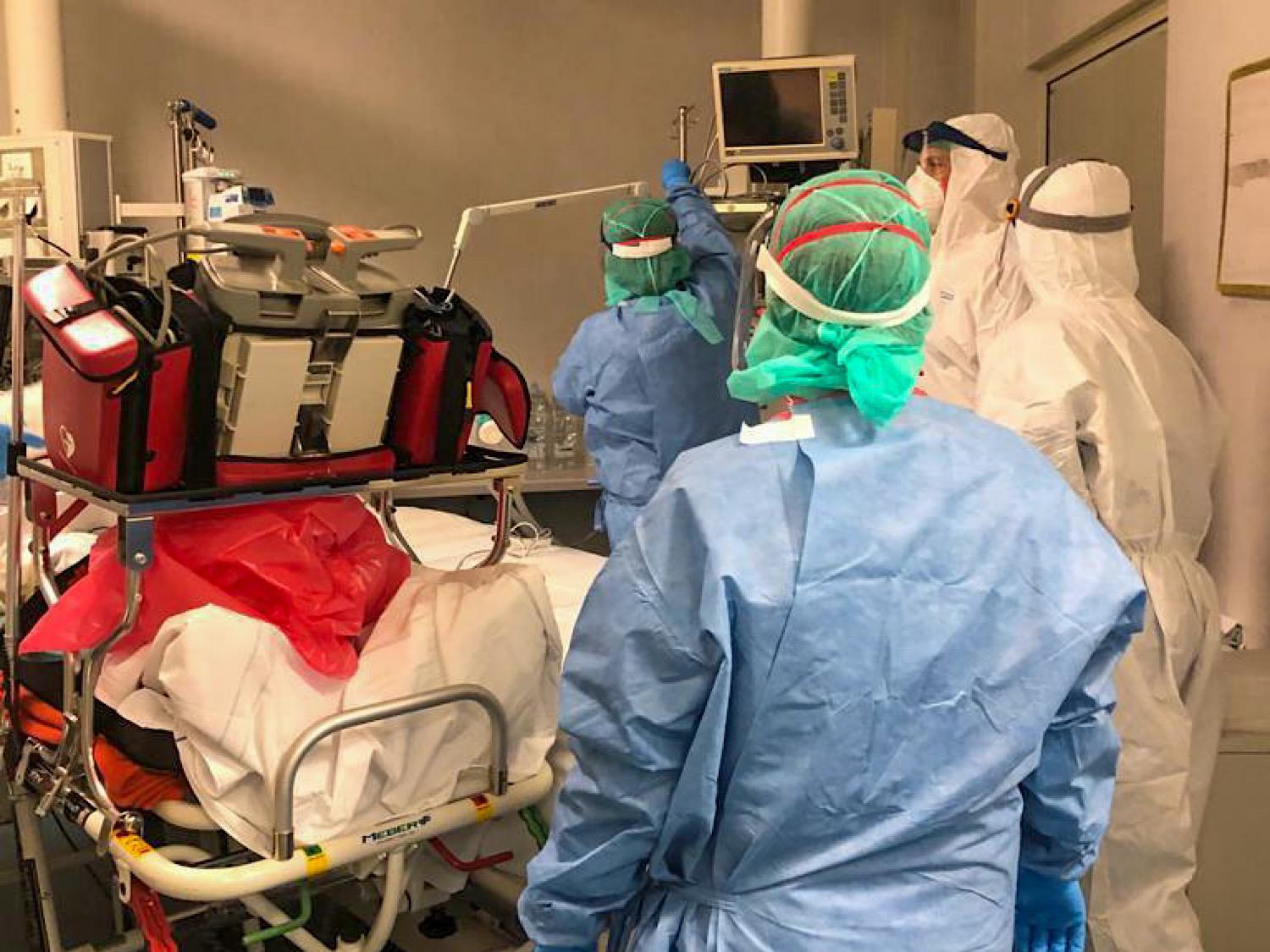 Un morto nella giornata, ma nel Ferrarese è boom di positivi: 103 in più