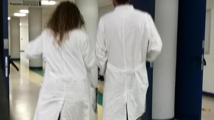 Medici, psichiatri e reumatologi si mettono a disposizione dei cittadini