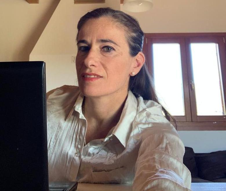 Elisabetta Artuso è dottoressa Ha discusso la tesi a distanza