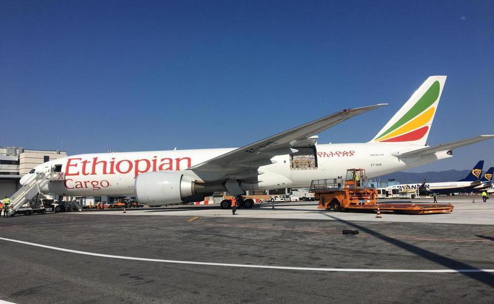 Due Boeing dalla Cina con un carico da 20 milioni