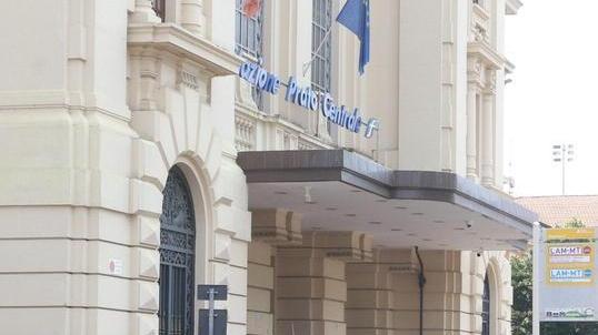 I tassisti consegnano farmaci e alimentari