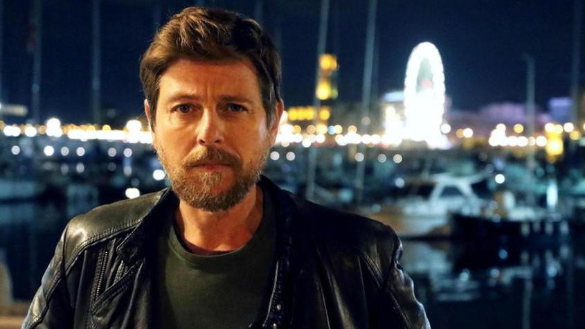 Claudio Gioè lupo solitario notturno tra i personaggi creati da Carofiglio