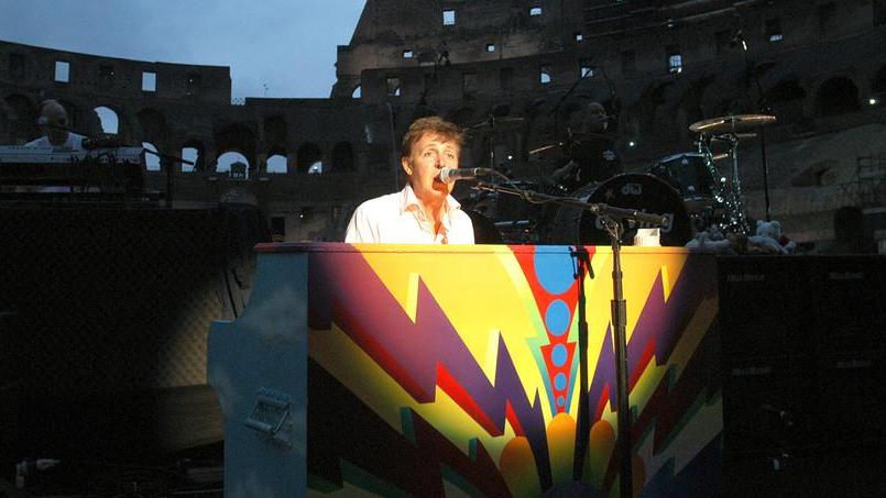 Lucca Summer, verso il rinvio del cartellone al 2021. E McCartney scrive al sindaco