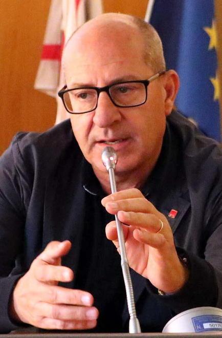 «Persiani si occupi dei problemi reali»