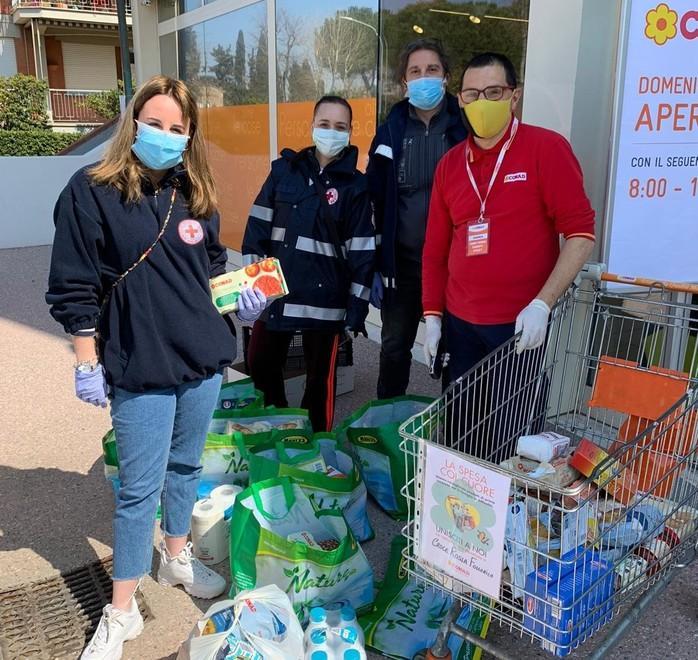 Da Conad la spesa è “sospesa” per aiutare chi è in difficoltà