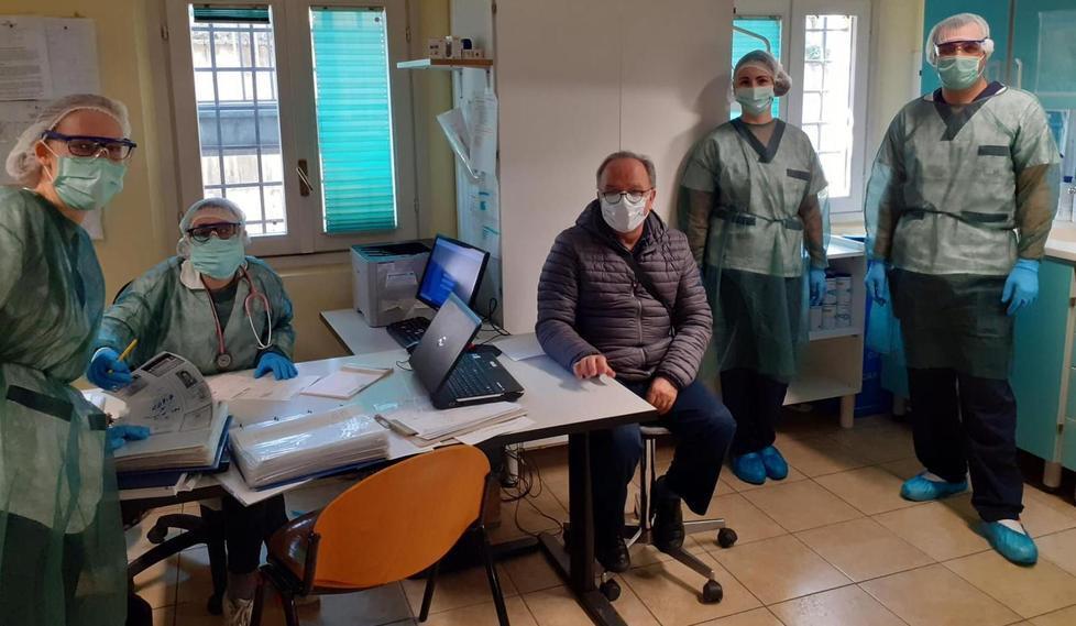L’appello dei sei medici dell’ambulatorio Covid «Cittadini, state a casa» 