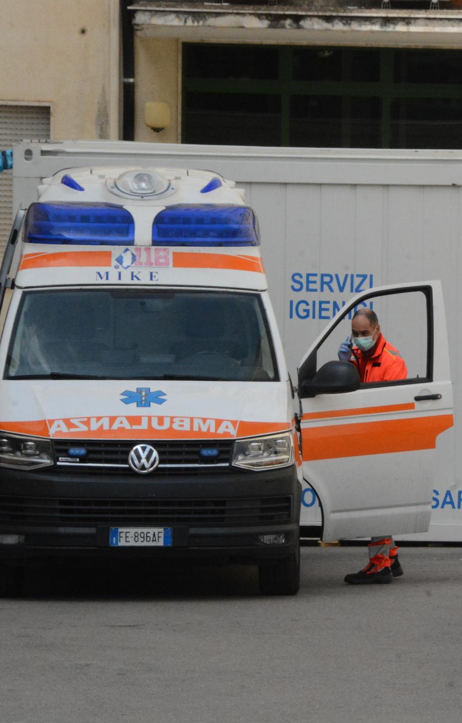 L’Aou: «Le unità di crisi sono già al completo» 