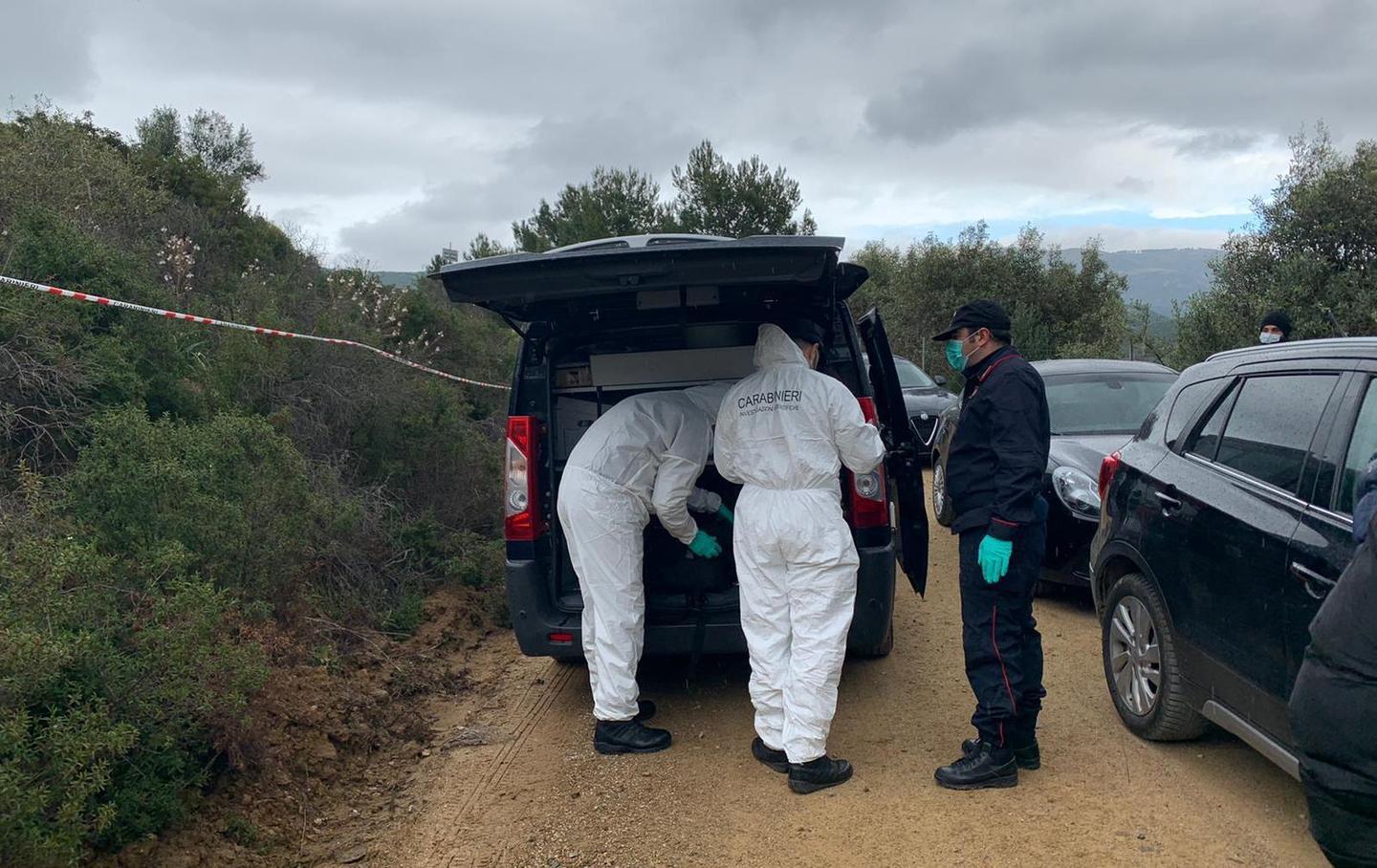 Il dna su un guanto ha inchiodato gli assassini 