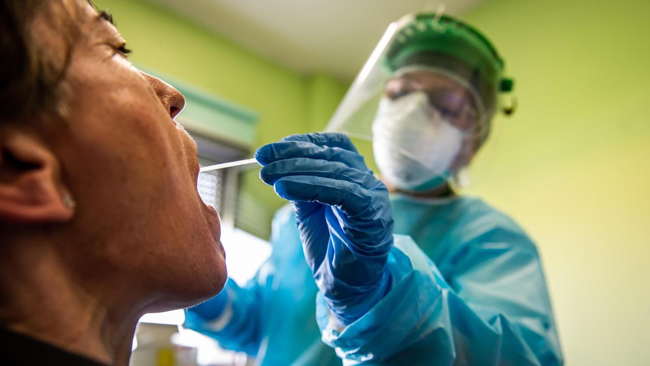 Coronavirus, dalla Regione tre milioni di mascherine gratuite per i cittadini dell'Emilia-Romagna