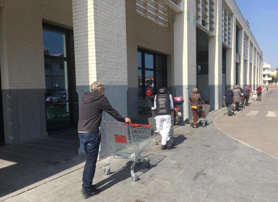 Il supermercato Unicoop di Porta a Mare