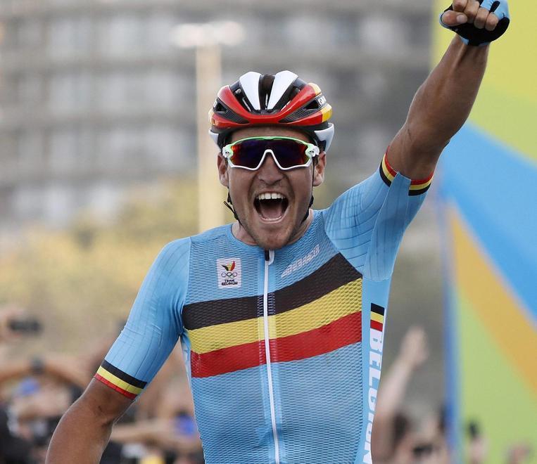 Il Giro delle Fiandre sui rulli premia Van Avermaet