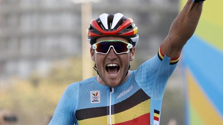 Il Giro delle Fiandre sui rulli premia Van Avermaet