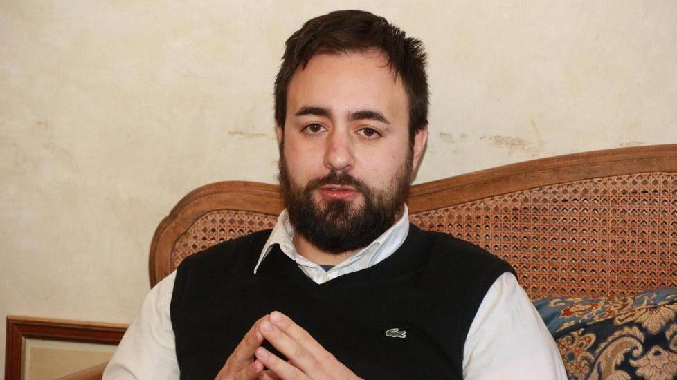 «Basta perdite di tempo, gli anziani vanno trasferiti»