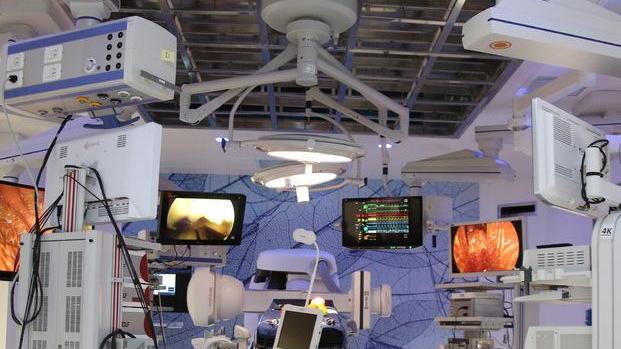 Complicato intervento riuscito con successo grazie alla Sala ibrida