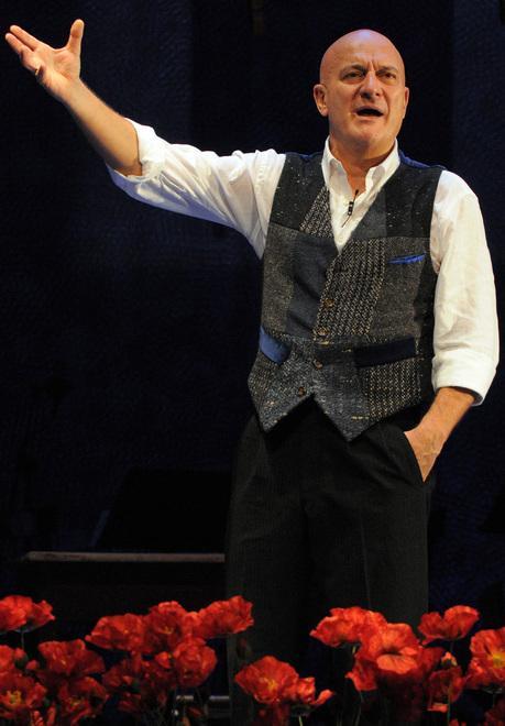 Claudio Bisio: «Aspetterò il mio Godot ogni giorno in rete assieme a Gigio Alberti» 