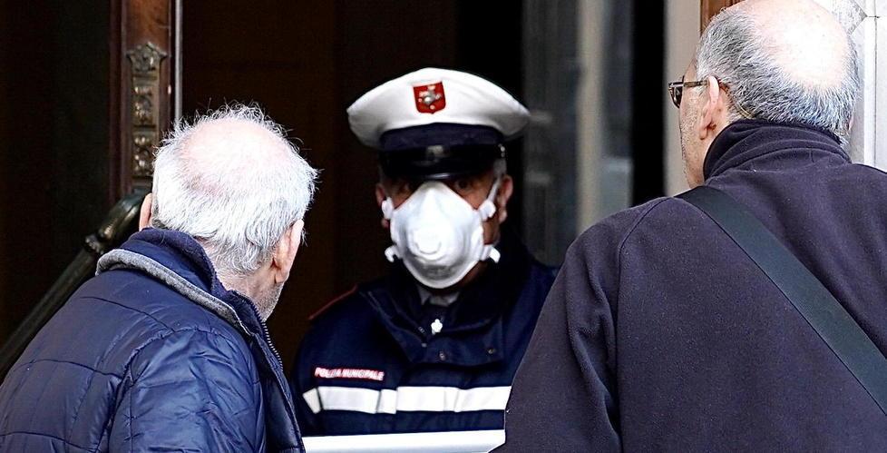 A Livorno in arrivo 340mila mascherine, saranno consegnate “porta a porta” 