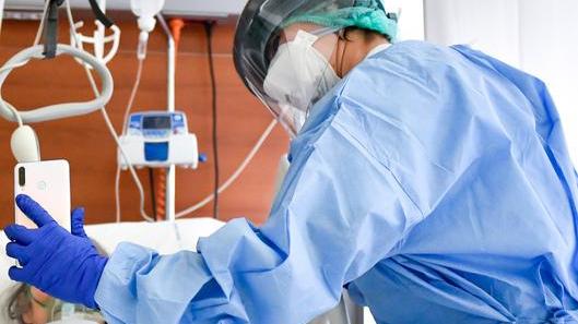 A Cento e Argenta il virus scoperto tardi. Ora per tutti l’obbligo di test e mascherina