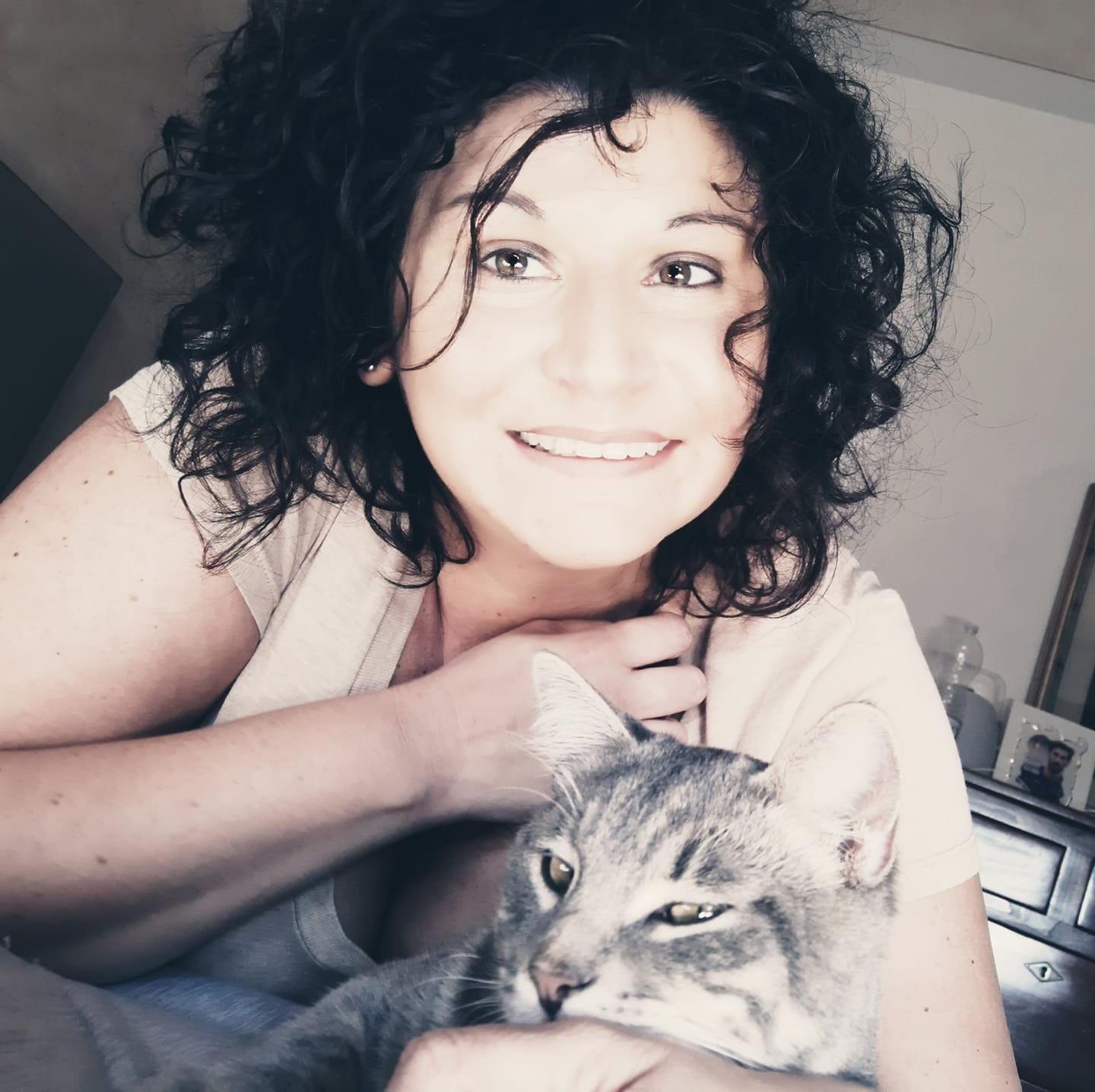 Patrizia Magnolfi col suo gatto