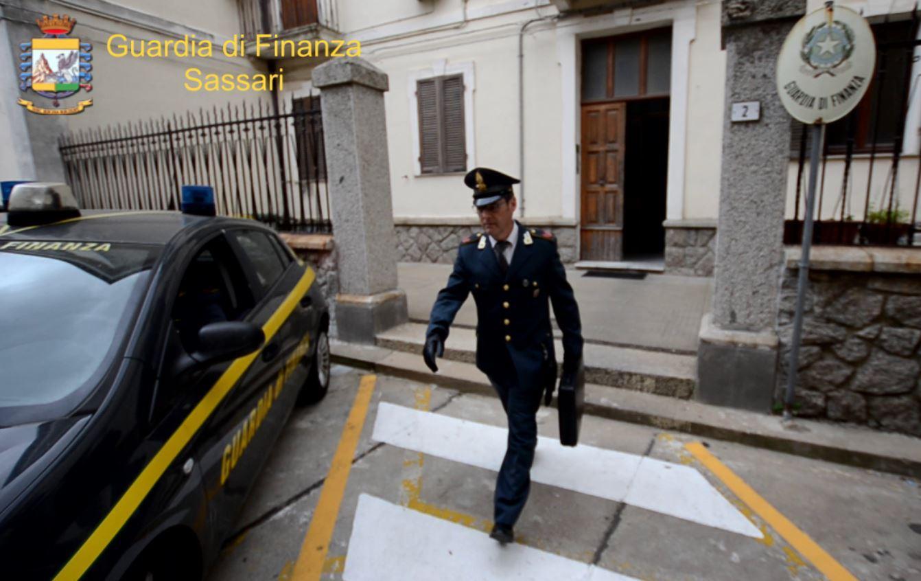 Tempio, scoperta maxi truffa immobiliare: sequestrati 104 edifici del valore di 14 milioni di euro 