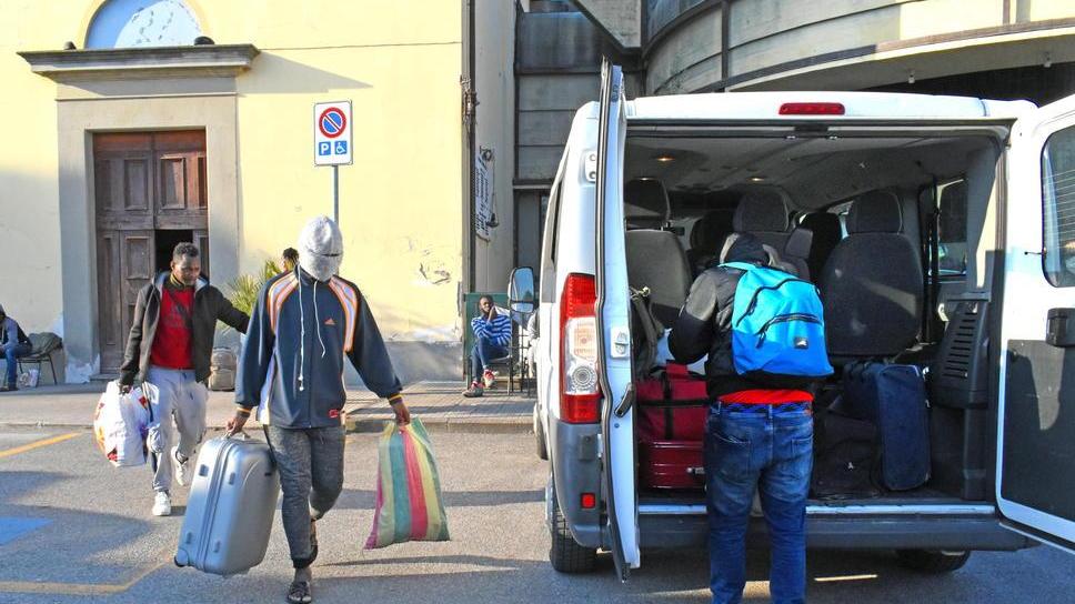 Un momento dei trasferimenti (Foto Gori)