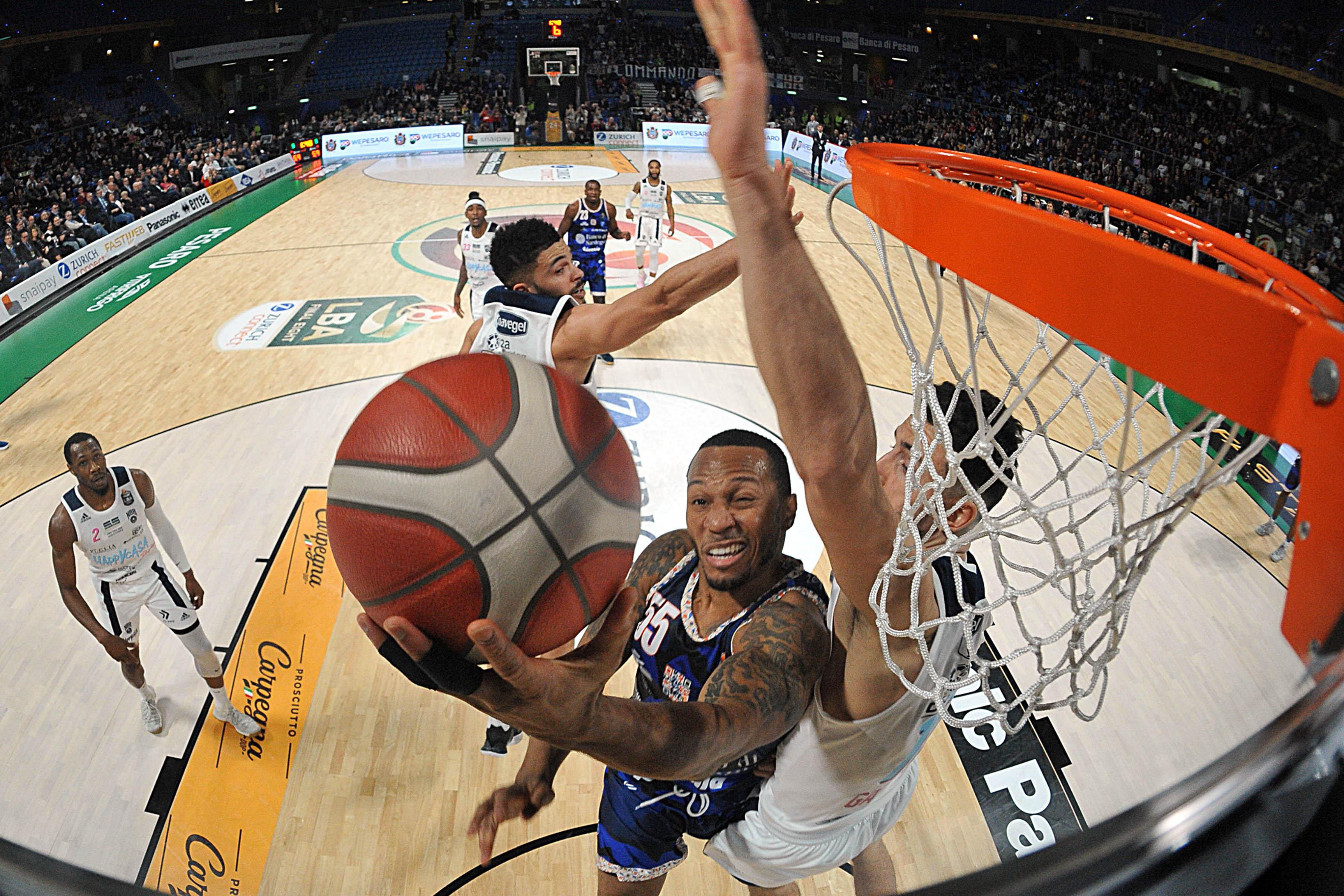 Coronavirus, il basket si arrende: la serie A 2019-2020 è finita