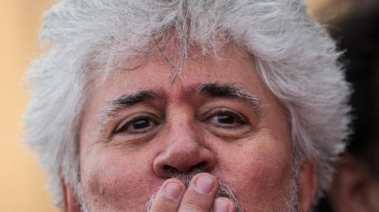 Almodovar e un’inedita passione «Con James Bond è pura evasione»
