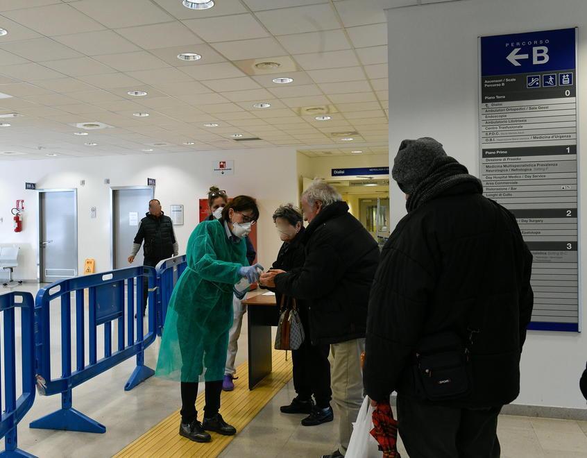 Il grande cuore dei lucchesi in tante iniziative per aiutare gli ospedali 