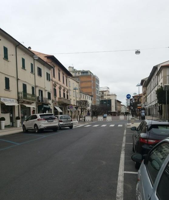 «Annullare la Cosap e la tassa di soggiorno»