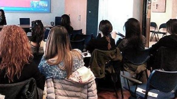 Anche 1000 adulti a lezione con la didattica a distanza