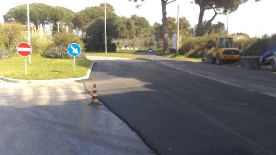 Sono ripartiti i lavori per sistemare le strade oggi tocca a Marina