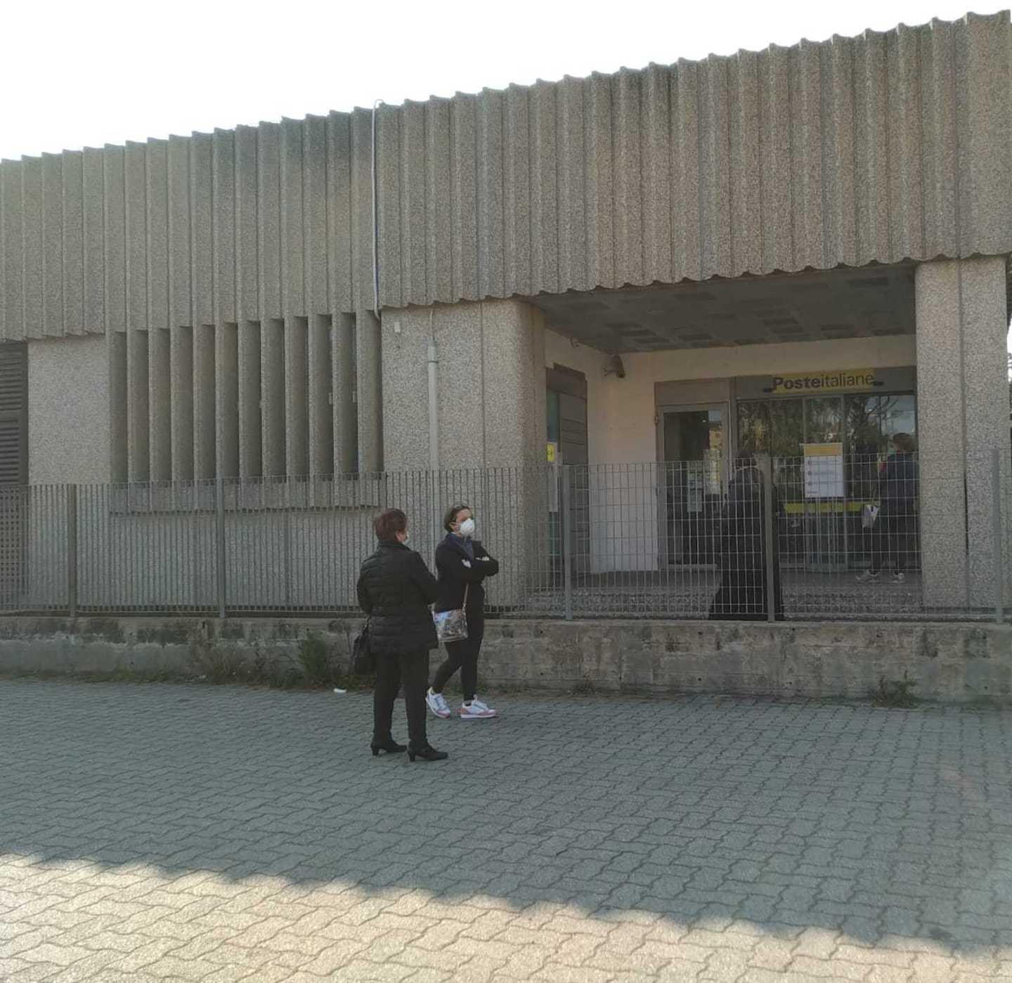 Postamat fuori uso: scoppia la protesta 