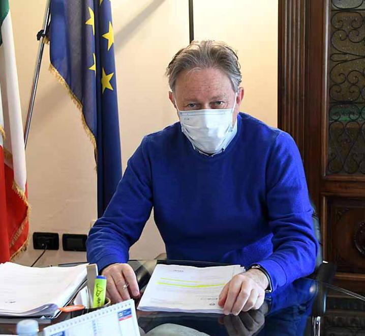 Ponte crollato, parla il sindaco: «Aulla pronta a costituirsi parte civile. Io starò a fianco dei miei cittadini» 