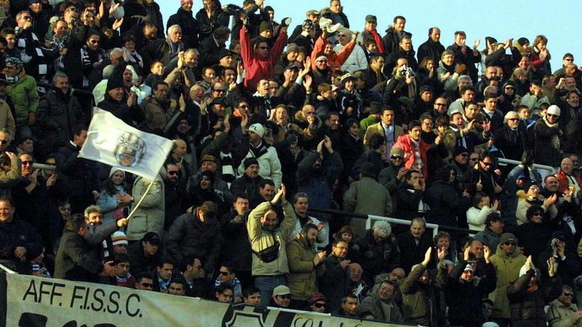 È tempo di amarcord tra gli ultras bianconeri C’è un blasone da ricordare