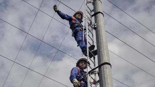 Lavori alla linea elettrica a Nibbiaia e Le spianate