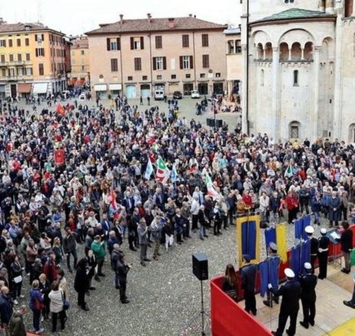 Piazza virtuale per festeggiare il 25 aprile «Uniti per mettere alle spalle la crisi» 