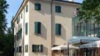 «Positivi pure alcuni operatori» Ma il sindaco non dà i numeri