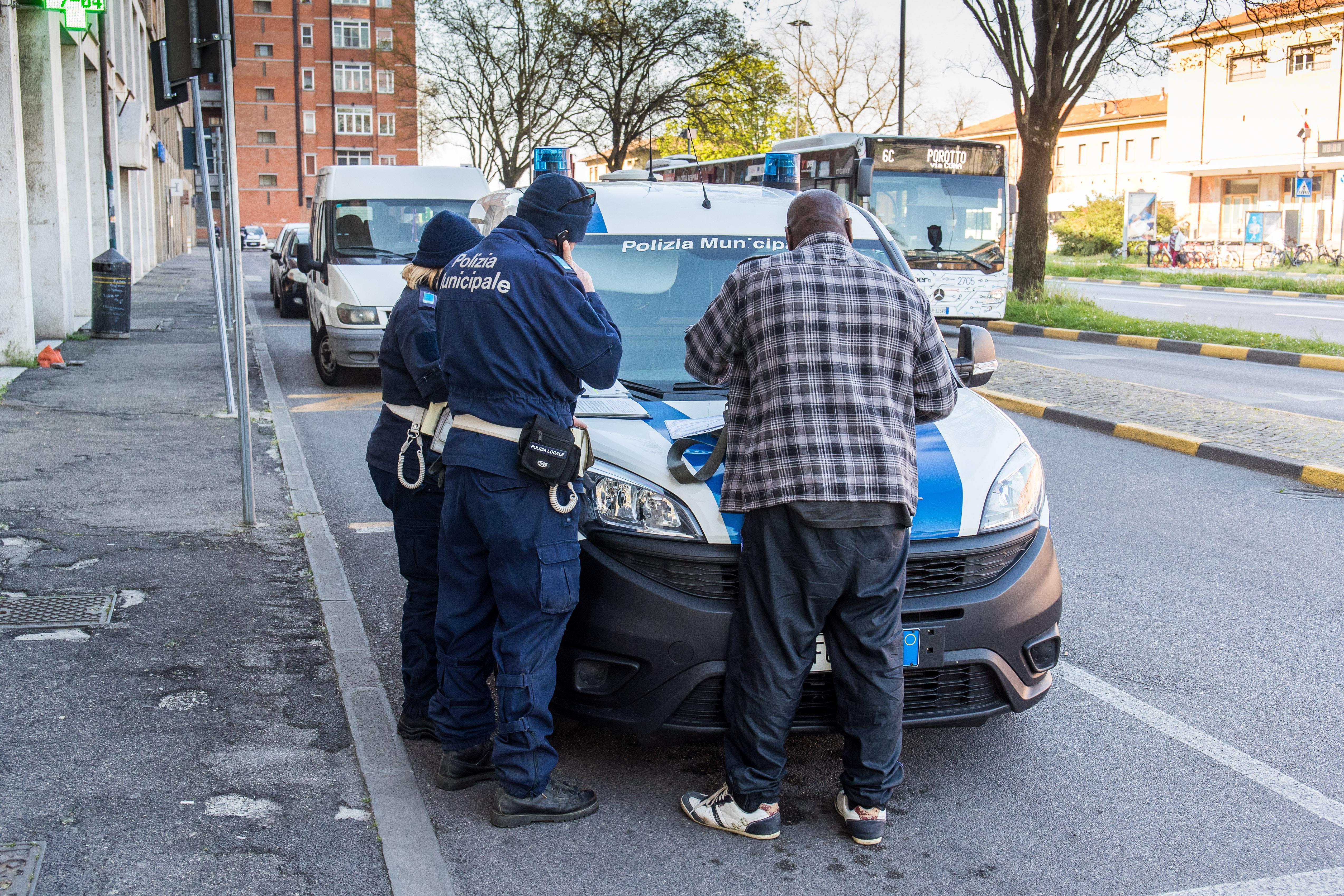 Oltre 70 persone sanzionate o denunciate