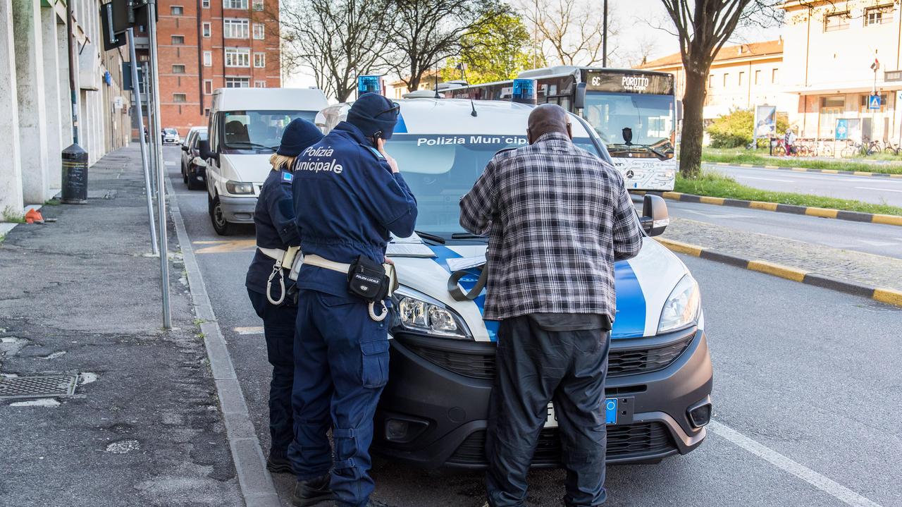 Oltre 70 persone sanzionate o denunciate