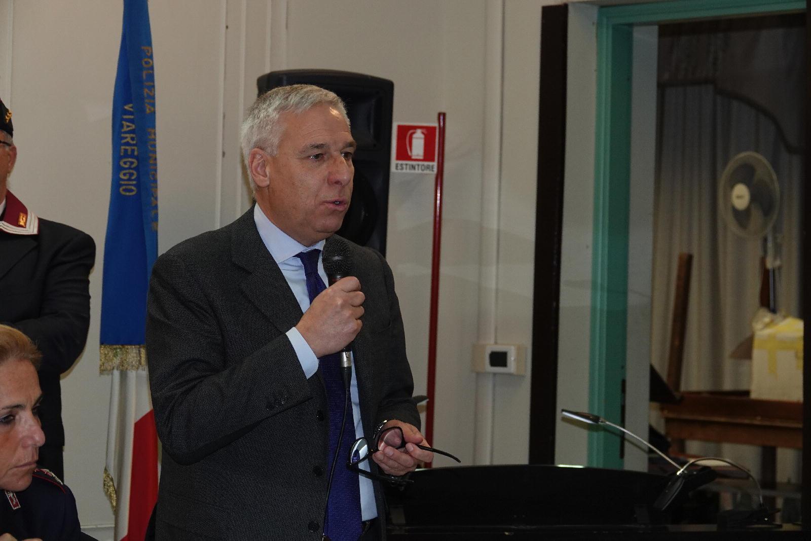 Il sindaco di Viareggio Giorgio Del Ghingaro